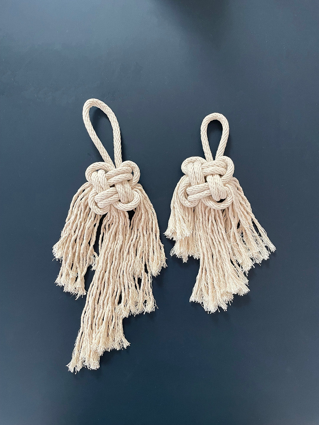 Good Luck knot door hanger