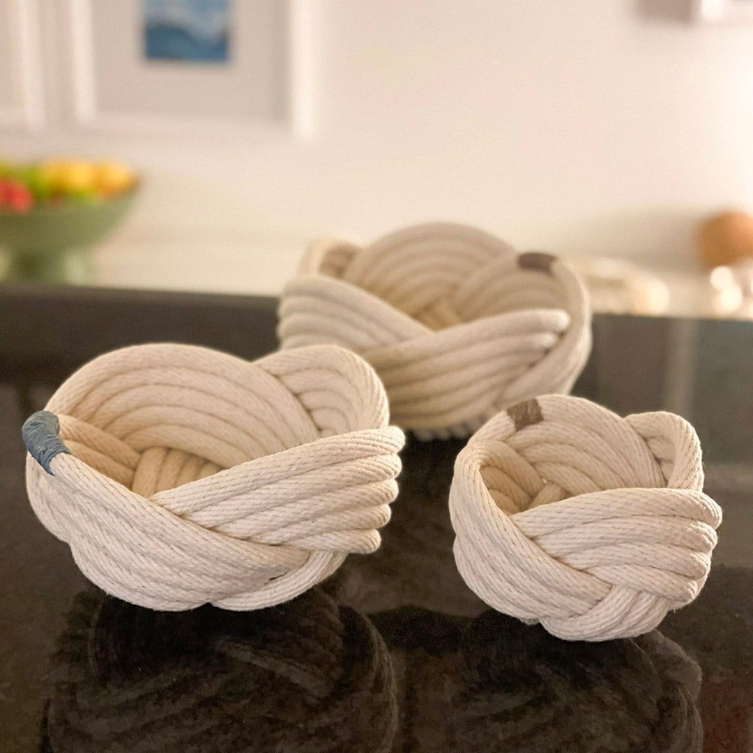 Knot Bowls