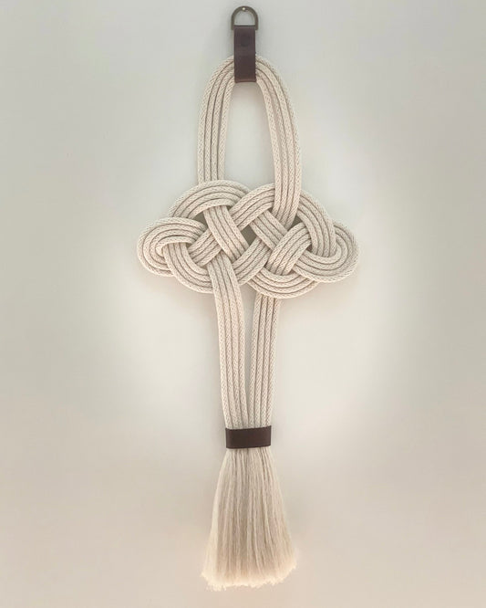 Small Cloud Knot